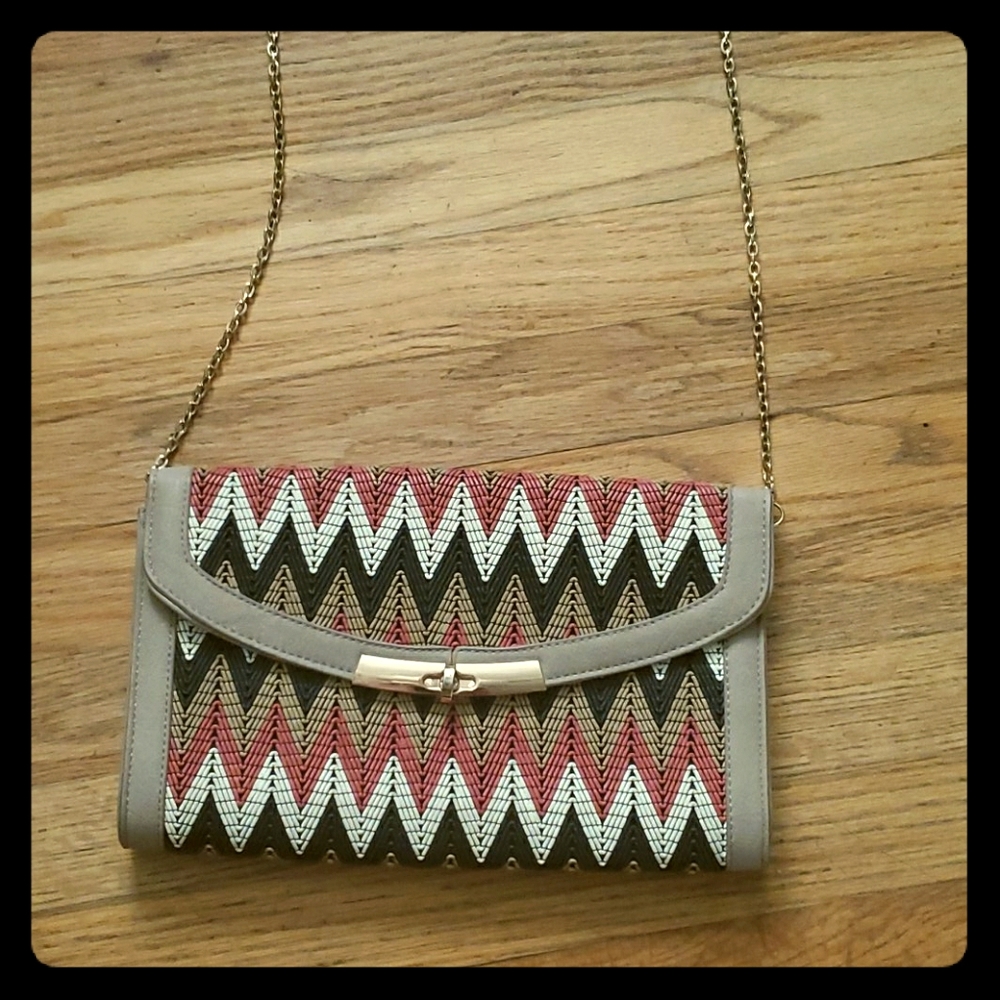 Urban Expressions purse